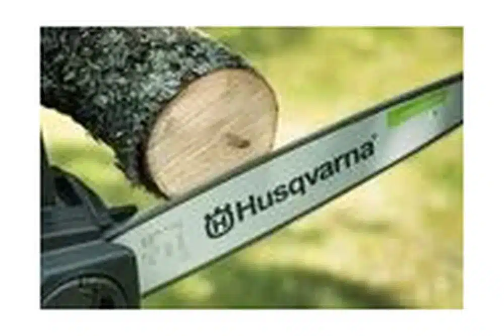 motosega husqvarna 215i taglio preciso con velocita motosega husqvarna 215i taglio preciso con velocita